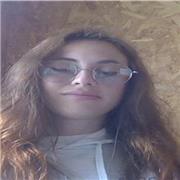 Graduada en Biología Ambiental por la Universitat Autònoma de Barcelona. Clases para niños desde primaria hasta bachillerato.