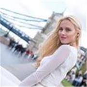  Personalized Lessons for Student Success Engaging Online English Tutor 