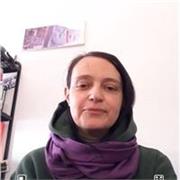 Cerchi aiuto compiti online? Laureata in Lettere, appassionata di libri e arteterapeuta offro supporto didattico creativo
