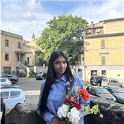 Impartisco lezioni per studenti di medie e superiori, anche in ulteriori materie