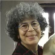 Profesora nativa, con titulación verificable, niveles B2 (EOI), (ÖSD Austria) con 13 años de experiencia en la enseñanza , enseño un idioma con fama de difícil, aunque en mi opinión puede ser apasionante, a 100 años podemos empezar cuando queráis