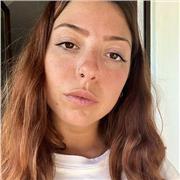 Appassionata di grafica digitale e commerciale con basi solide alle spalle