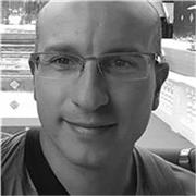 Soy Profesor nativo de Lengua Italiana y imparto clases online, a domicilio y en casa, a todos los niveles y preparo exámenes oficiales CELI, DELI, CILS, Universitá degli Studi di Siena y Plida Commerciale.Método personalizado a las necesidades del alumno