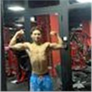 Entrenador personal y nutricionista adaptado a cualquier tipo de edades con estudios avanzados en la materia 