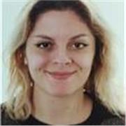 Apasionada de la biología y de la química.