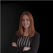 Te ayudaré a gestionar tus campañas de Facebook y Google desde cero. Soy Profesora certificada en Google Ads