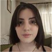 Profesora de español con un nivel nativo con  una experiencia de dos años en enseñanza.