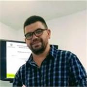 Dou aula de reforço em matemática e de conhecimentos em mecânica