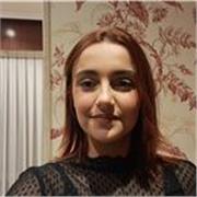 Universitaria con 2 matrículas en matemáticas y con experiencia en clases particulares de primaria, eso y bachillerato 