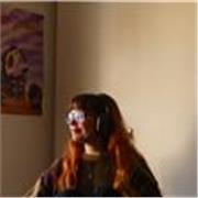 Professeure d’anglais spécialisée dans l’apprentissage de la langue pour les plus jeunes.