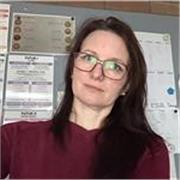 Erfahrene Lehrerin (20 Jahre Unterrichtspraxis) bietet qualifizierten Unterricht in Deutsch und Englisch, inklusive Business