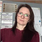 Erfahrene Lehrerin (20 Jahre Unterrichtspraxis) bietet qualifizierten Unterricht in Deutsch und Englisch, inklusive Business