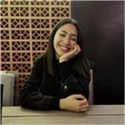 Profesora de inglés con experiencia con niños