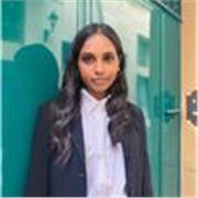 Mi chiamo Angeli, sono laureata in lingue letterature moderne, ho già lavorato nel campo dell’insegnamento come tirocinante.
