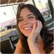 Lavoratrice freelance con laurea triennale fornisce lezioni di Photoshop, Autocad, 3Dstudio max