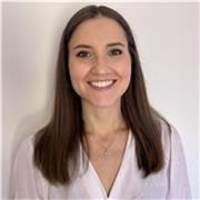 Farmacéutica con experiencia en dar clases a alumnos de ESO de varias asignaturas.