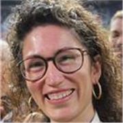 Laureata magistrale in Matematica e Ph.D. in Informatica offre lezioni di Matematica, Inglese, Francese