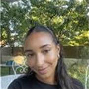 Professeure d’anglais niveau C1 avec expérience internationale et tutorat scolaire propose cours pour enfants et adultes en ligne 