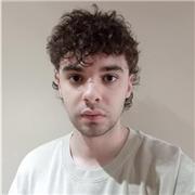 Titulado en ESO y con gran conocimiento en la materia con aspiración a ser profesor de esta