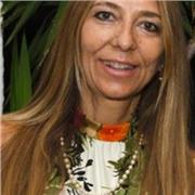 licenciada en Filología Inglesa con más de 25 años de experiencia en docencia