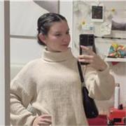 Estudiante de filología hispánica imparte clases desde primaria a Bachillerato