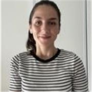 Professeure de philosophie, je propose des cours pour les classes de terminale, et à l'Université.