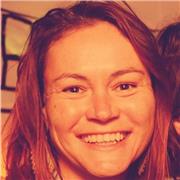 estoy dando clases de yoga durante 8 anos, los ultimos dos 
 anos dando clases particulares