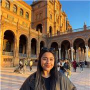 Friendly & passionate English tutor with experience as an educator in California & Spain.I love making learning fun.