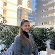 Ragazza laureata offre ripetizioni di lingua inglese a studenti delle medie e superiori. Migliora il tuo inglese!