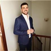 Especialista en Marketing Digital y SEO con más de 7 años de experiencia, imparte clases de marketing, SEO y publicidad online en 