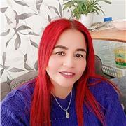 Soy profesional, licenciada en español y literatura, doy clases de español, diseño eimpemento programas destudio fáciles y persona