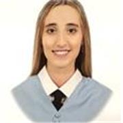 Soy graduada en magisterio de educación primaria con la especialidad de inglés, me saqué la titulación de nivel C1 en Londres. 