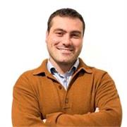 Psicologo giovane e alla mano, con la passione per l'insegnamento