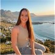 BA (Language and Culture) graduate offers English lessons and conversation practice.