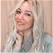 Diseñadora gráfica, puedo enseñar inglés, historia, matemáticas básicas