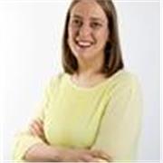 Profesora titulada con experiencia acreditada en comunicación y marketing digital, con conocimientos de diseño y edición de vídeo 