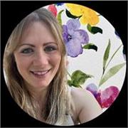 I am a surface pattern designer with a degree in surface pattern and textiles. My lessons are aimed at all ages.