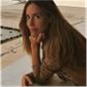 Maestra de inglés con más de quince años de experiencia en el área de infantil.