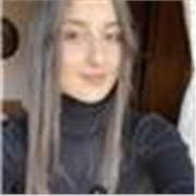 Ciao, sono laureata in scienze e tecniche psicologiche e sono tutor dell’apprendimento DSA e BES. Offro anche lezioni online