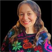 Tengo varios años de experiencia enseñando inglés tanto a niños y jóvenes. Desde el 2018 doy clases publicidad a adultos