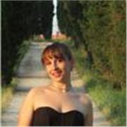 Sono una studentessa di fisica al 1 anno. Sono disponibile per matematica, fisica e inglese (ho un C1). Sia per liceo che medie