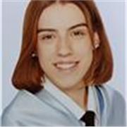 Profesora titulada en magisterio infantil que imparte clases para ESO y Primaria, asignaturas variadas