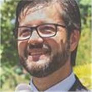 Professor de matemática e física (até 2o grau). Professor de desenho mecânico e Metrologia para graduandos de engenharia