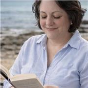 Professeure passionnée, agrégée en lettres modernes avec 23 ans d’expérience