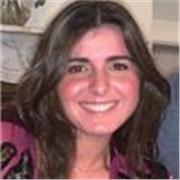 Profesora de apoyo extra escolar e idiomas. Refuerzo las asignaturas escolares y enseño; además, inglés e italiano