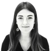 Profesora de diversas materias relacionadas con el arte y la comunicación