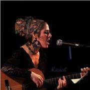 Técnica vocal/ vocal coaching/ interpretación. Cantante de diversos géneros musicales y graduada superior en Cante Flamenco