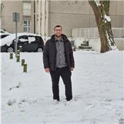 Professeur certifié d'espagnol dans le secondaire ayant un Master de langues.