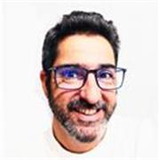 Psicólogo educativo y Profesor de Primaria para las asignaturas de Lengua, Matemáticas y Conocimiento del Medio.