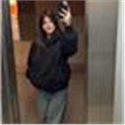 No tengo titulos de profesora, pero tengo experiencia, dando clases particulares de ingles a un niño, lo ayudaba con los deberes.
